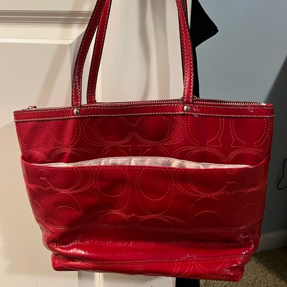 Red COACH purse - Picture 3 of 3